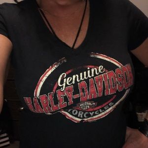 Harley-Davidson Black v neck t-shirt